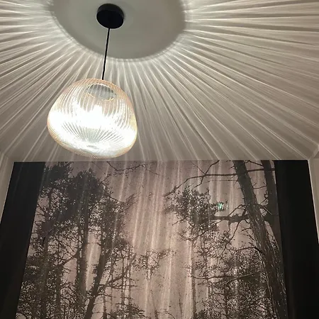 ベッド・アンド・ブレックファスト Aux Deux Tours Leval