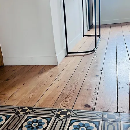 Aux Deux Tours ベッド・アンド・ブレックファスト 3*